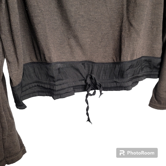 Silent + Noise M Cinched Hem Top - Picture 3 of 4